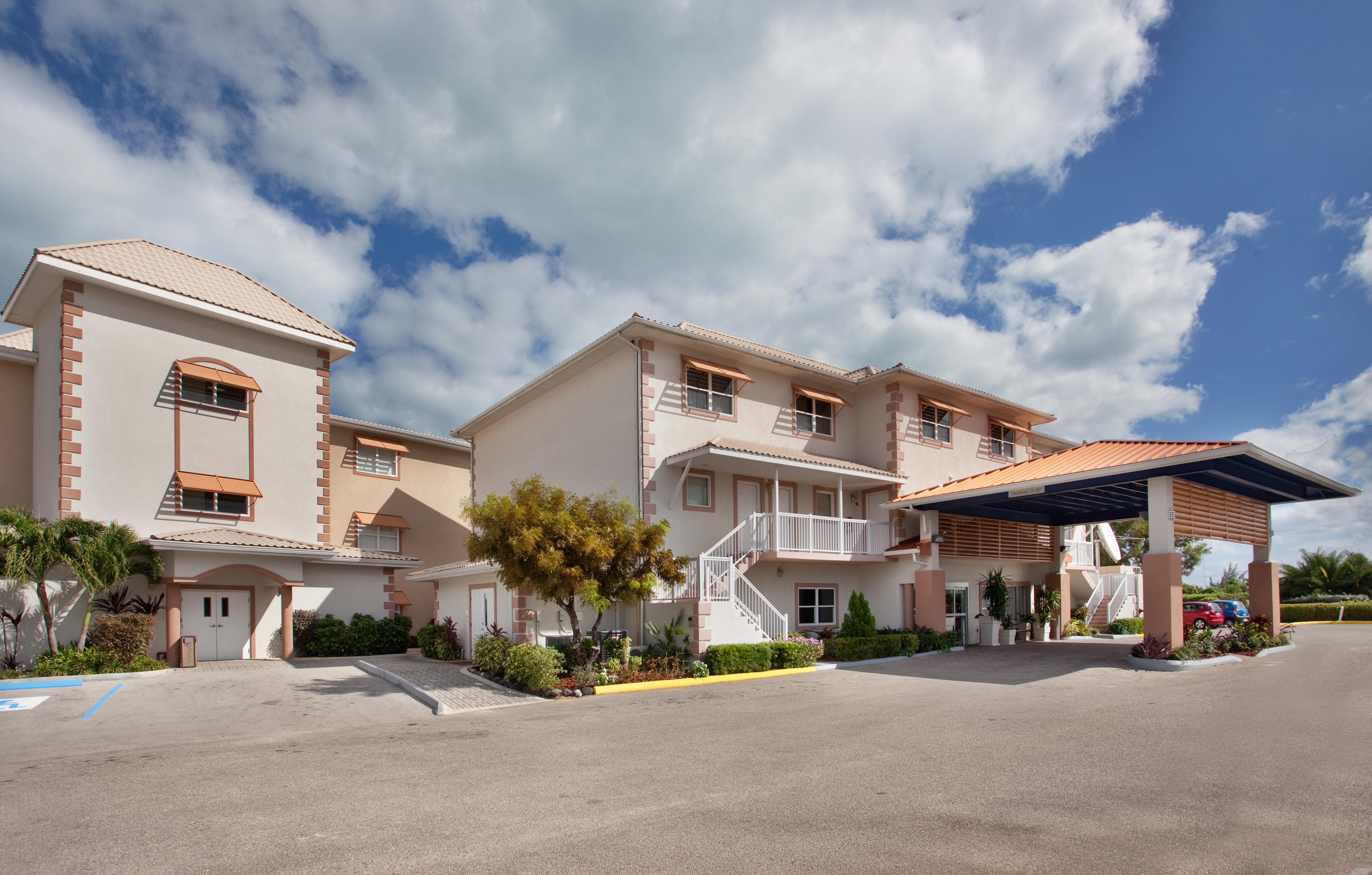 The Grand Caymanian Resort ジョージ・タウン エクステリア 写真