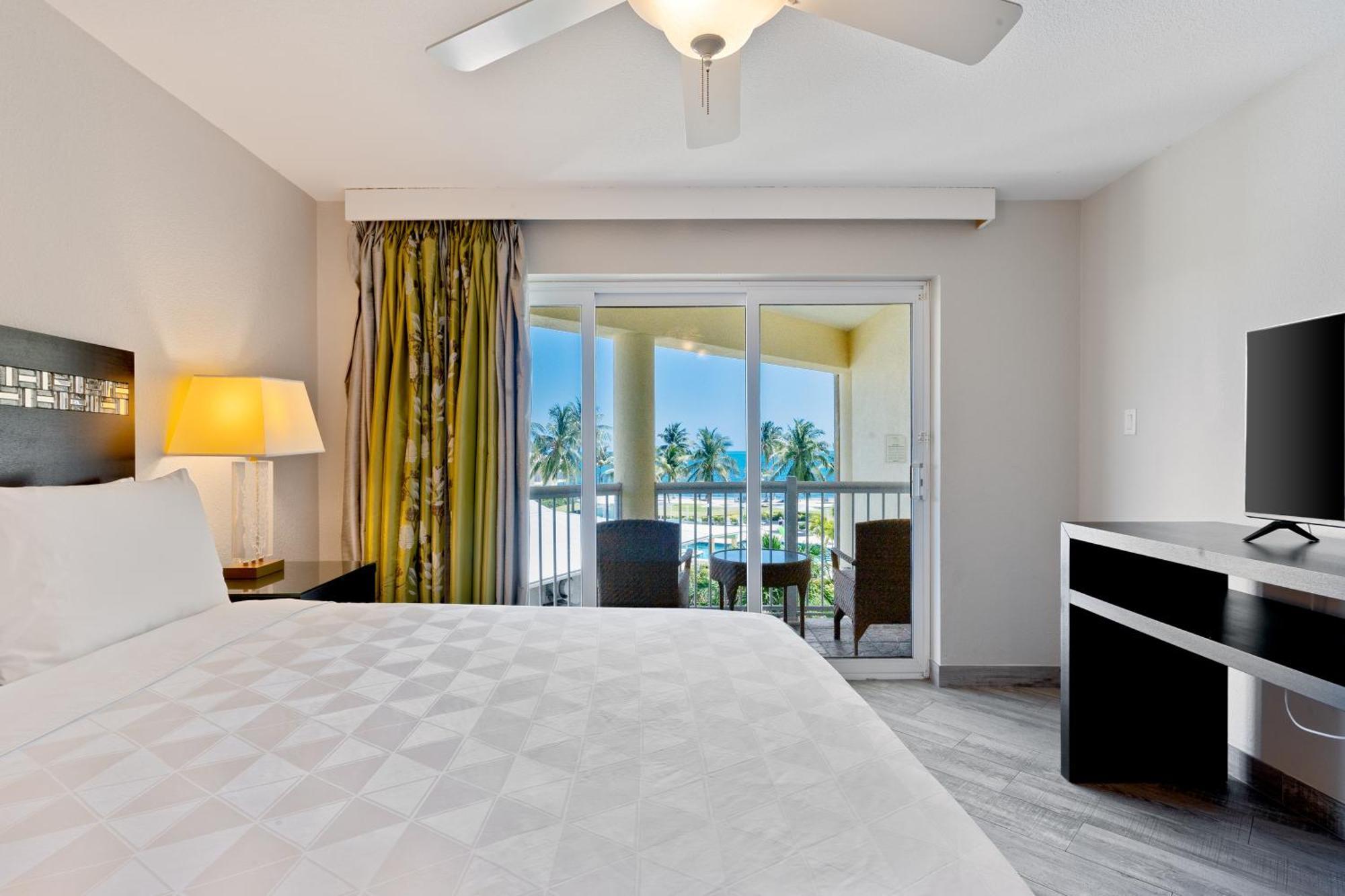 The Grand Caymanian Resort ジョージ・タウン エクステリア 写真