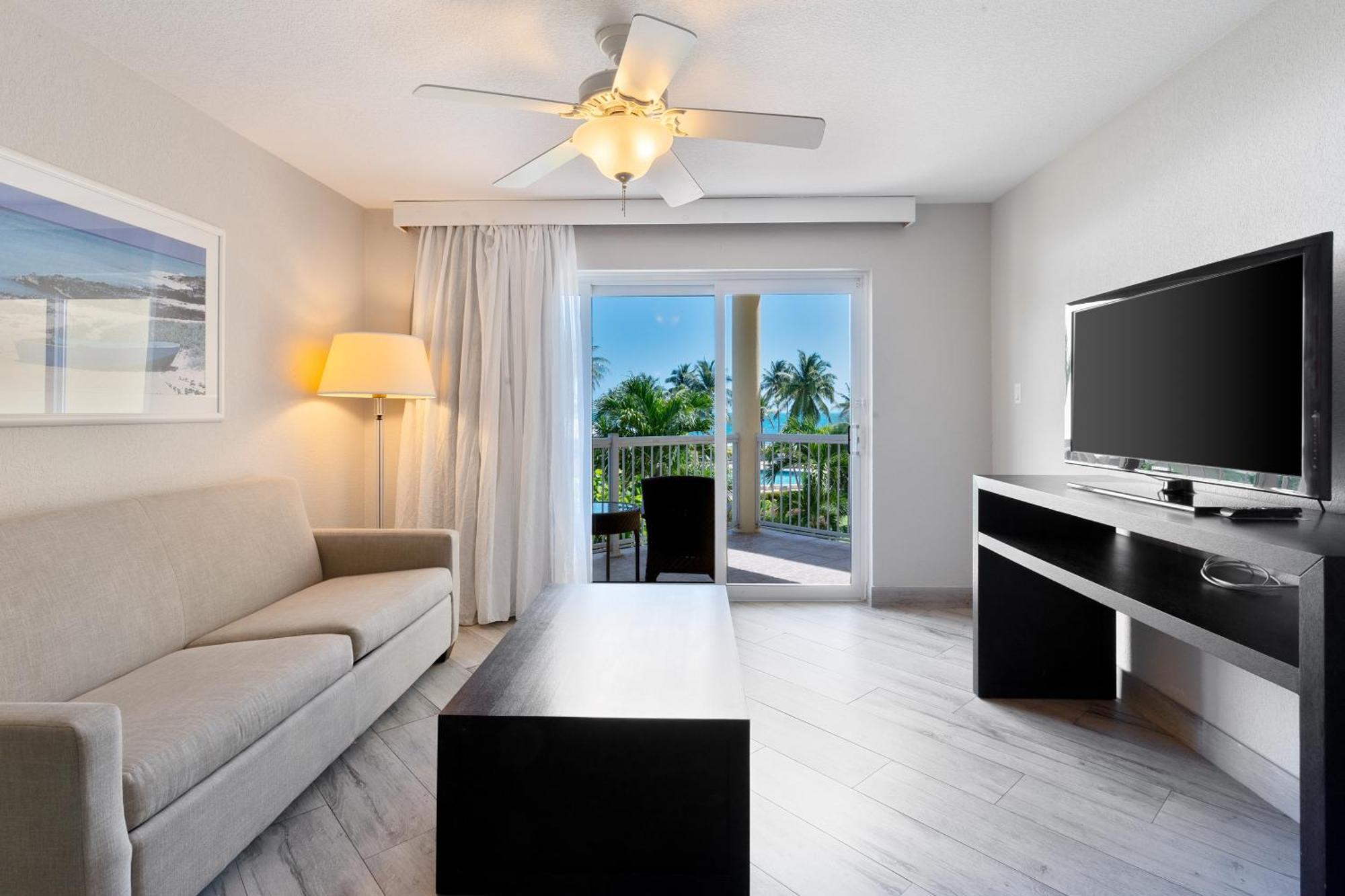 The Grand Caymanian Resort ジョージ・タウン エクステリア 写真