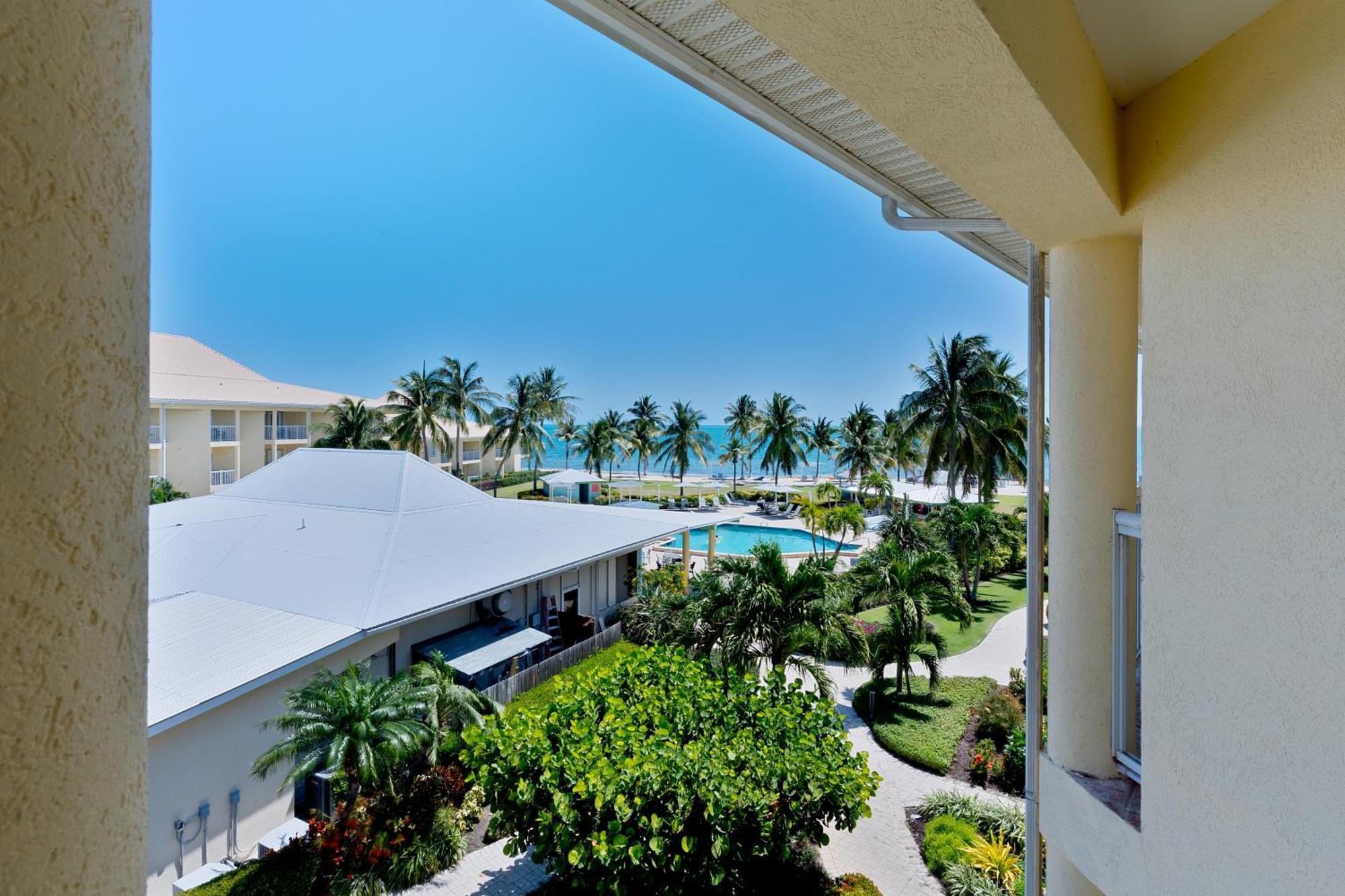 The Grand Caymanian Resort ジョージ・タウン エクステリア 写真