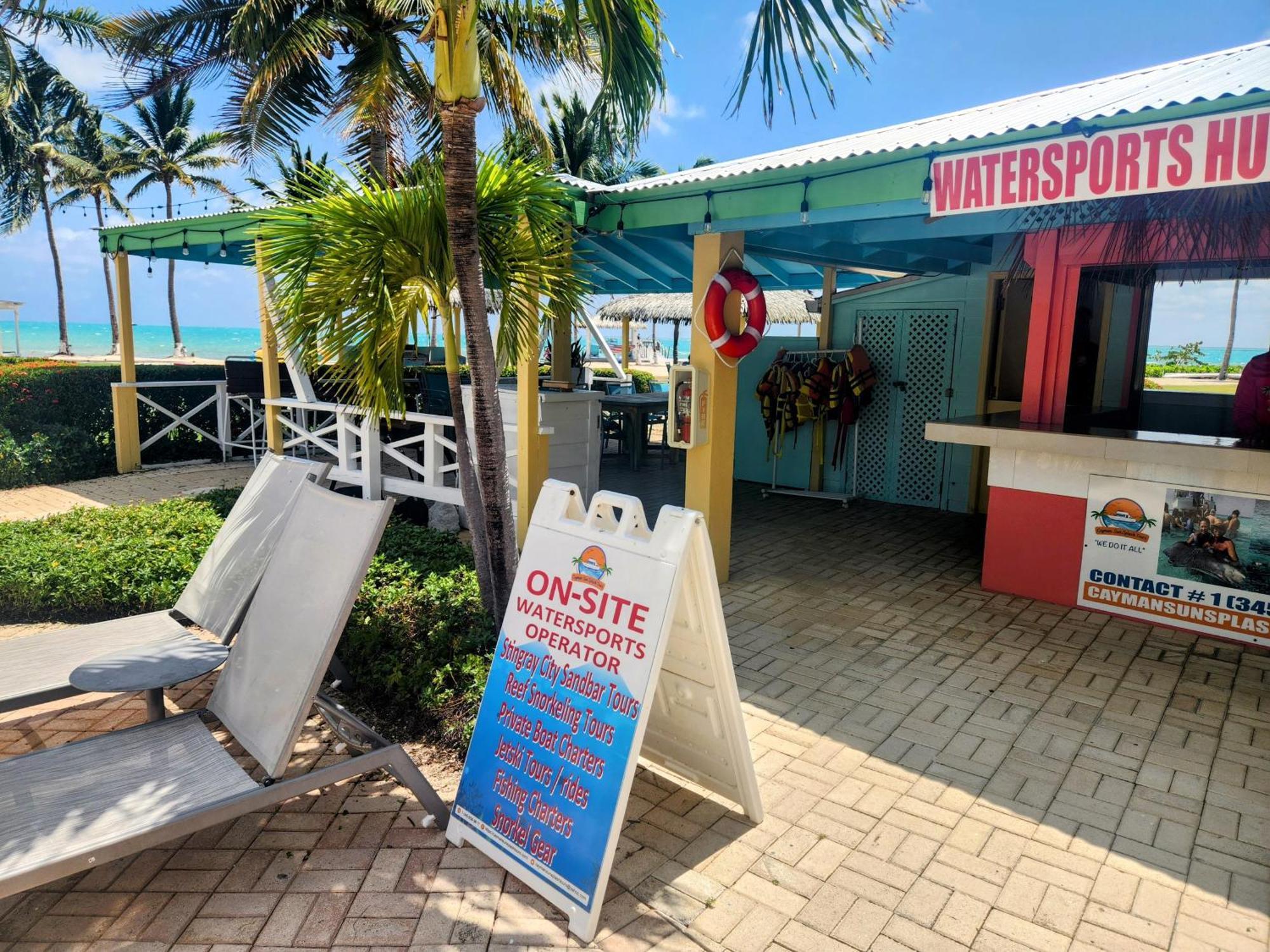 The Grand Caymanian Resort ジョージ・タウン エクステリア 写真